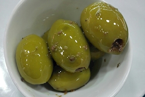 Oliva gordal rellena olivada (100g aprox)