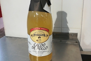 Caldo de pollo (1 l)