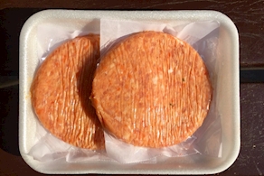 Hamburguesa casera de pollo alegre y zanahoria – 2 unidades bandeja (250 gr aprox)