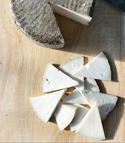 Garrotxa Goat Cheese (200g approx)